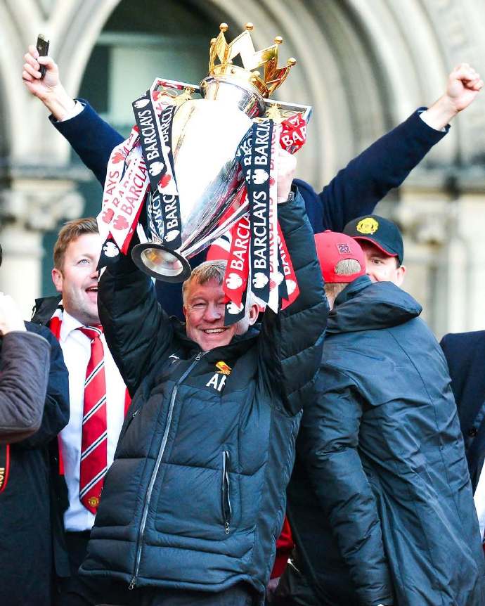 塞维利亚比利亚雷亚尔